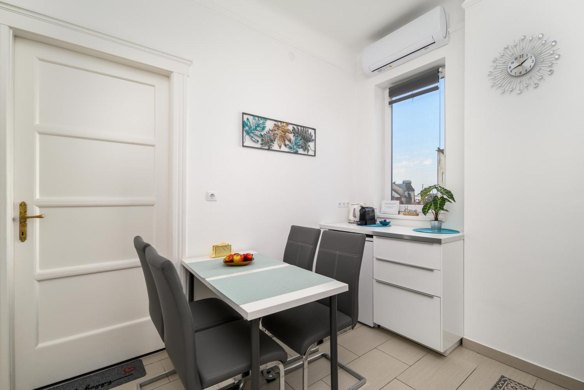 Central Oasis 2 Bd Apartment Budapest Esterno foto